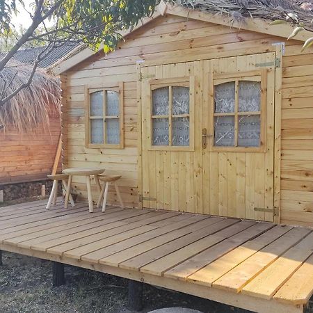 Edelweiss Guesthouse, Glamping And Camping Suhaia Exterior foto